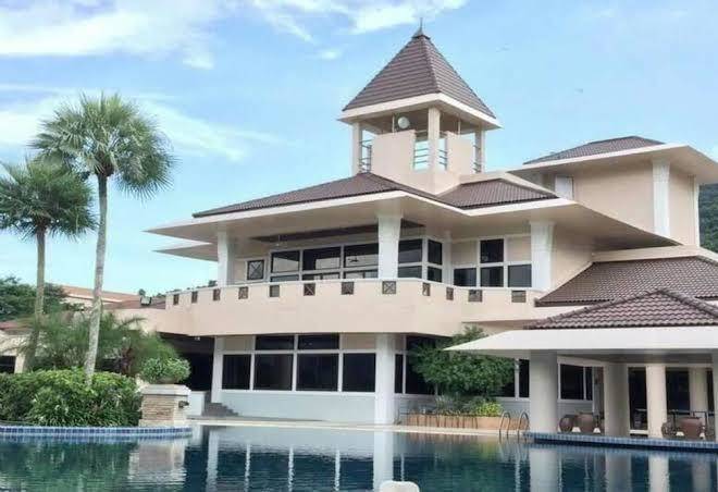 Royal hills