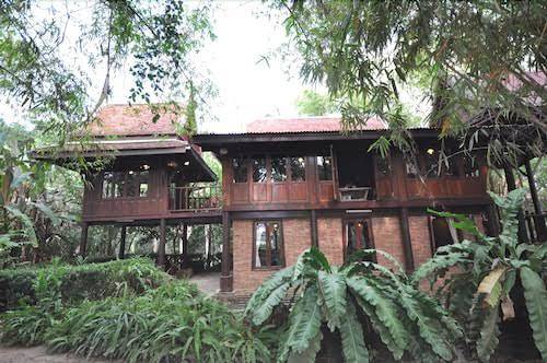 Mom chailai river retreat hotel