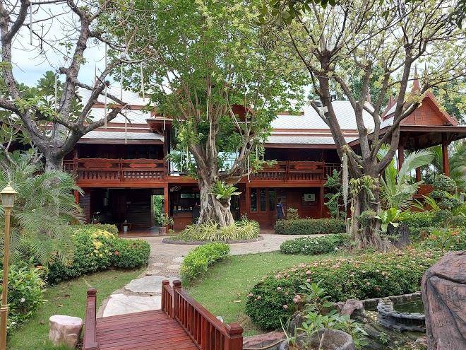 Rong way resort