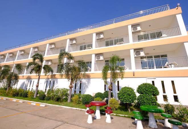 That phanom river view hotel