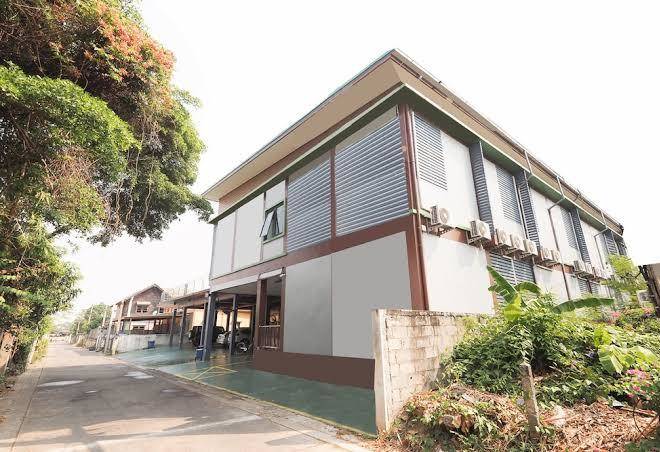 Korat Buri Green Hotel Image