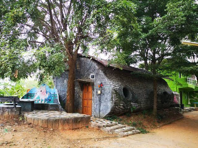 Pantang resort