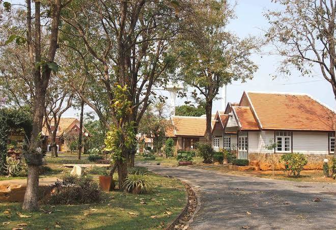 Khao yai country hill resort