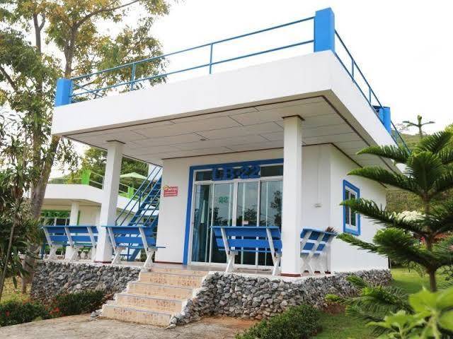 Land breeze resort