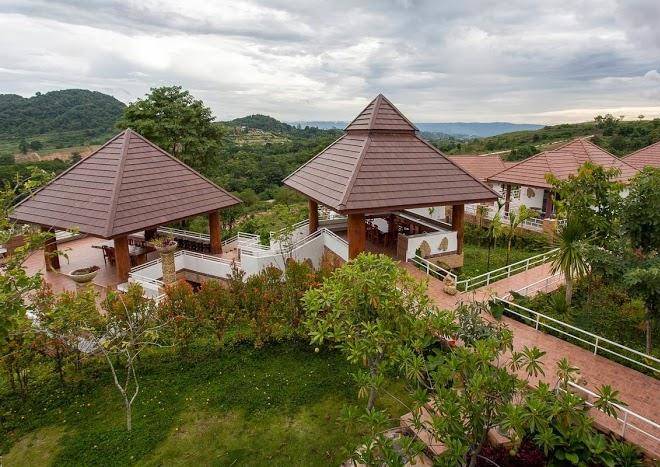 Baan phu luang resort