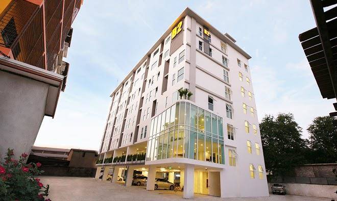 B2 nakhon sawan premier hotel