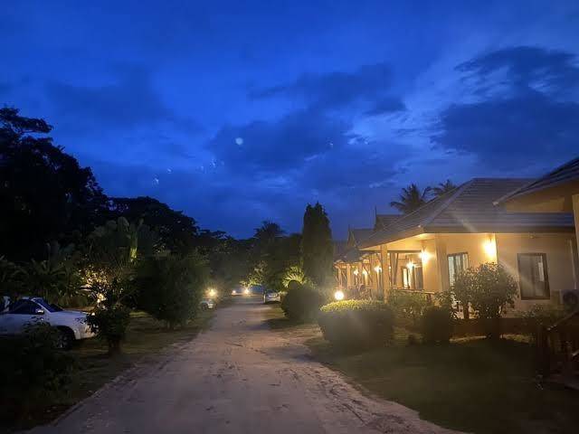 Chaithalay khanom resort