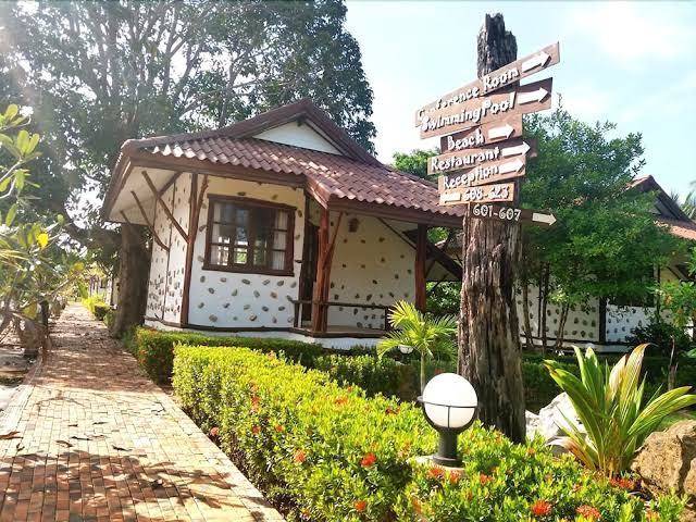 Talkoo beach resort khanom