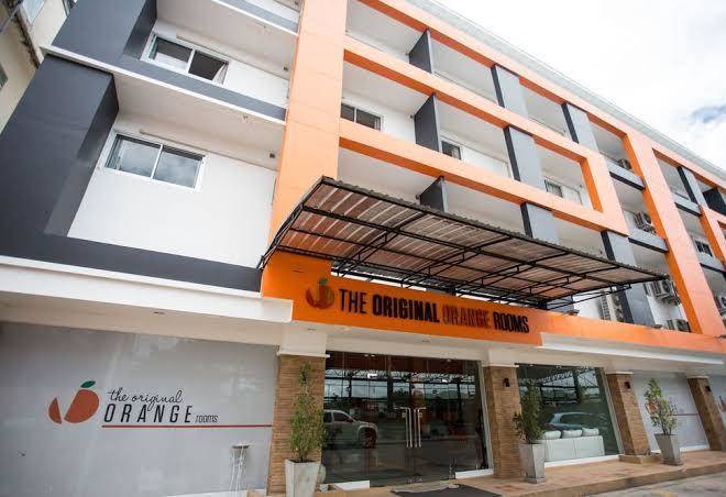 The original orange hotel