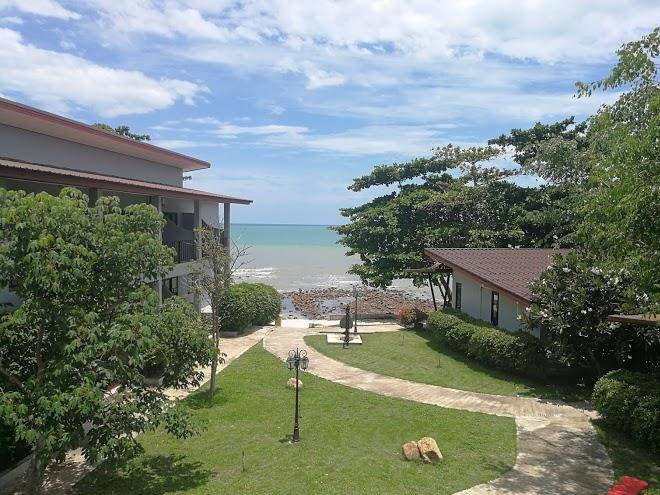 Sea stone hotel