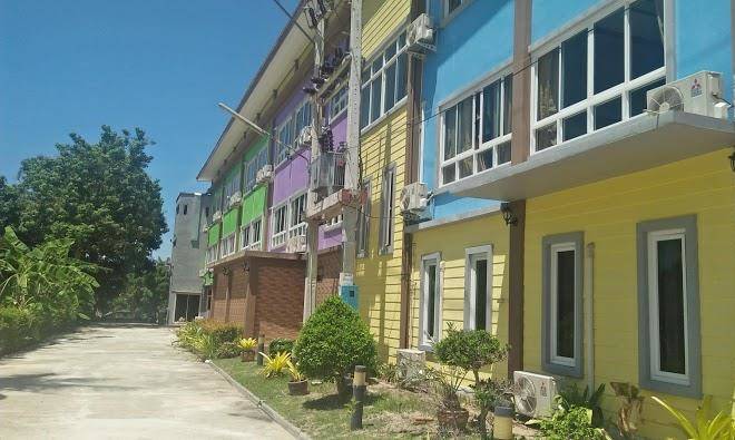 T w seaview hotel