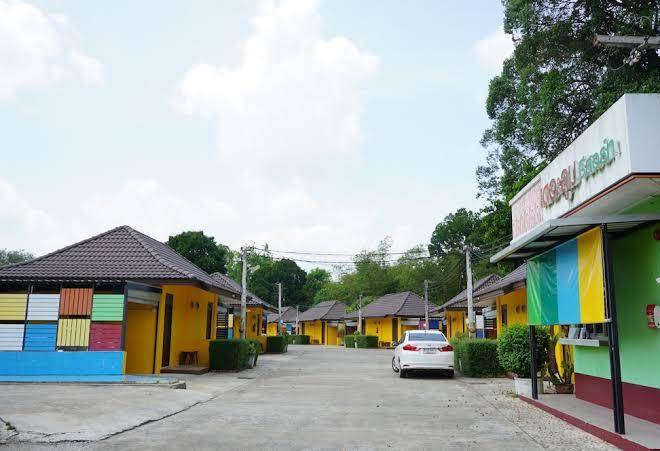 The loom resort