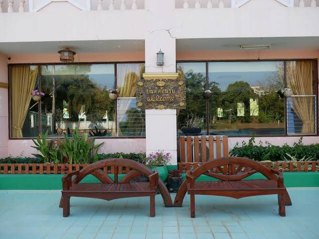 Royal jomanee hotel