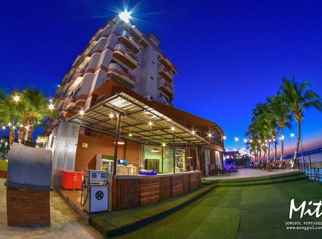 Thailand laos riverside hotel