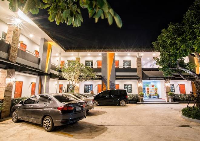 Warintorn Court Image