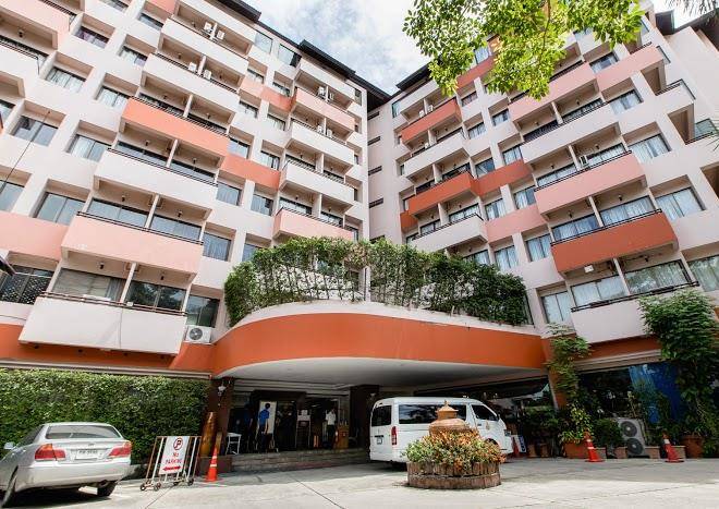 Nonthaburi Palace Hotel Image