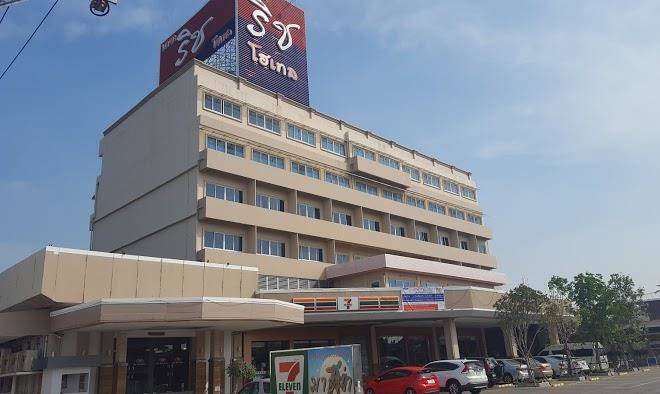 The Rich Hotel Image