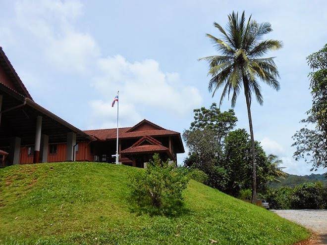 Yaowawit school lodge & farm
