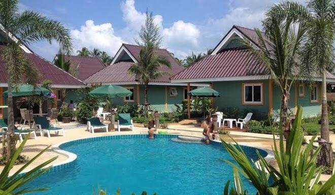 Coconut homes khao lak