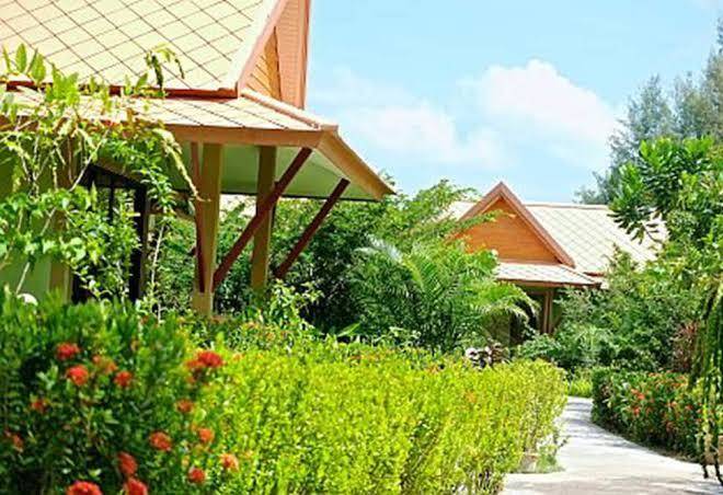Gerd and noi resort khao lak