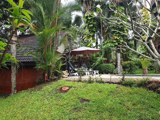 Sunflower bungalows