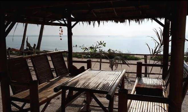Baan lee bungalows