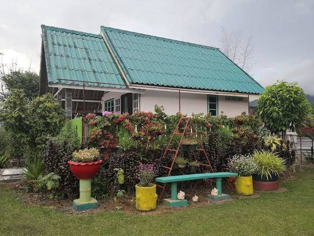 Baan sampeenong