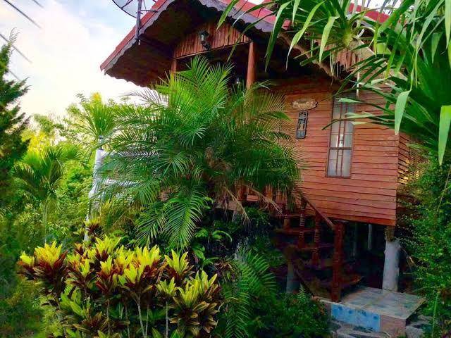 Khao kho pradub doi
