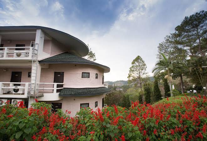 The imperial phukaew hill resort