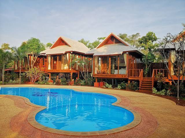 Weepana resort