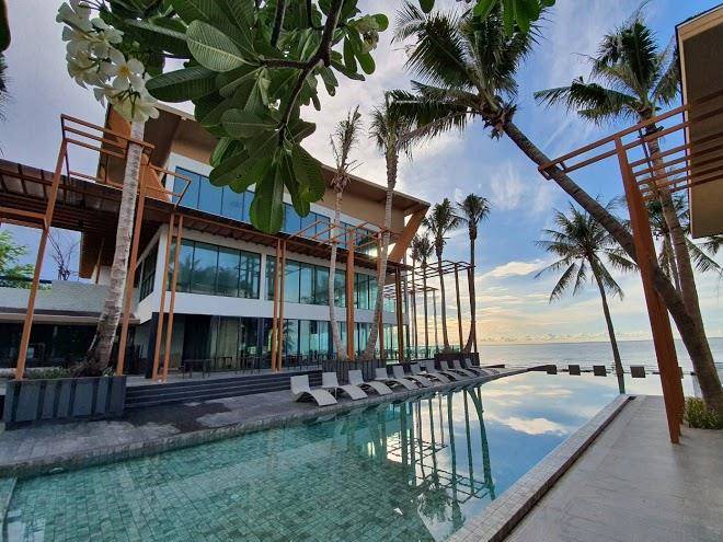Eco cozy beachfront resort chaam