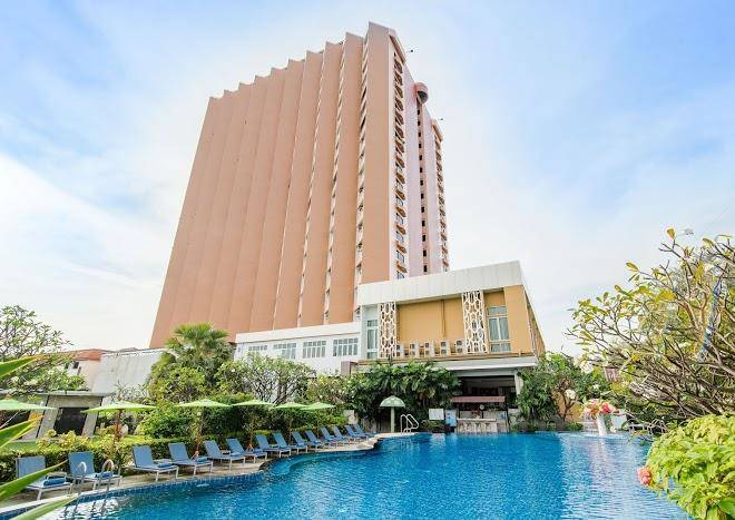 Golden beach cha am