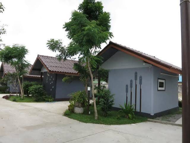 Bryde's beach resort