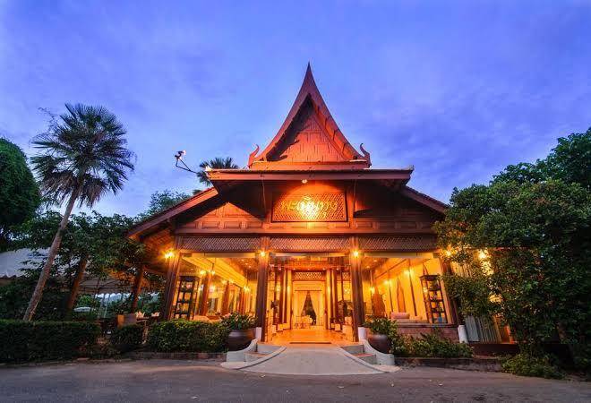 Phet warin resort & spa