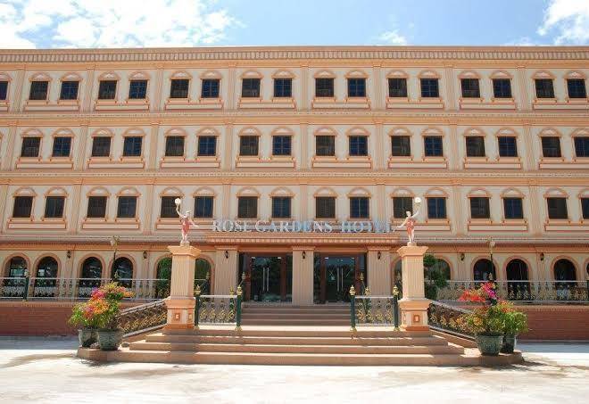 Rose garden hotel