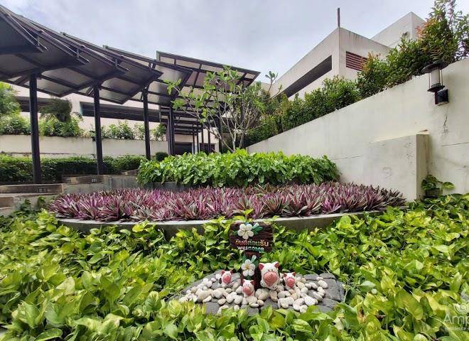 Ampo residence
