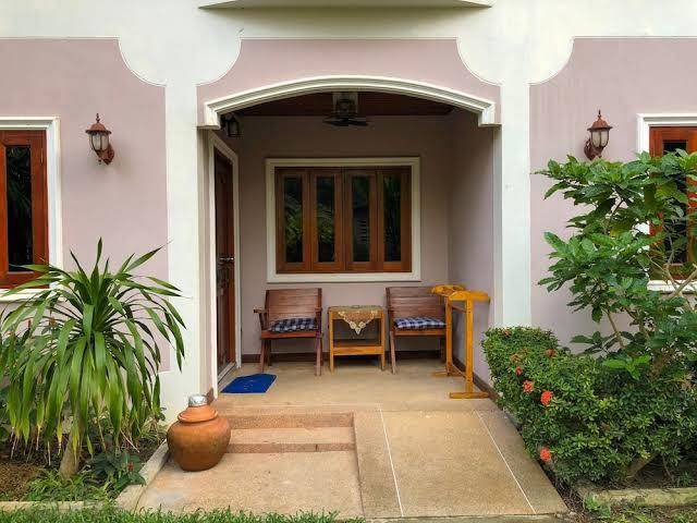 Ginis beach resort
