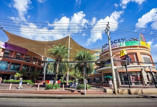 Harrys restaurant bar & hotel patong beach phuket
