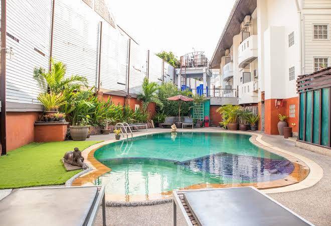 The album loft nanai road