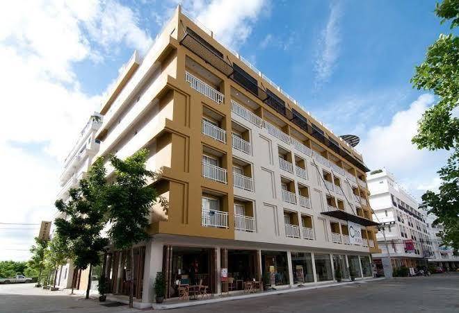 The Ashlee Plaza Patong Hotel & Spa Image