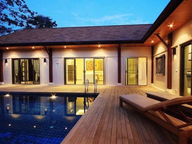 Holiday hotel
