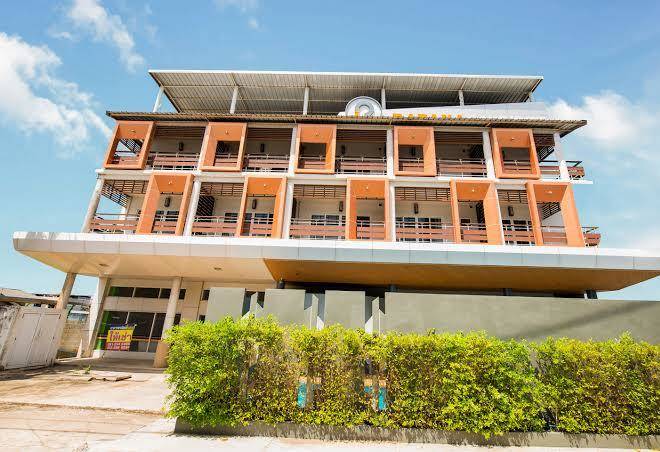 Ratana hotel sakdidet