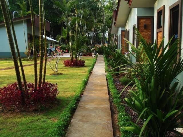 Phuket Sirinapha Resort Image