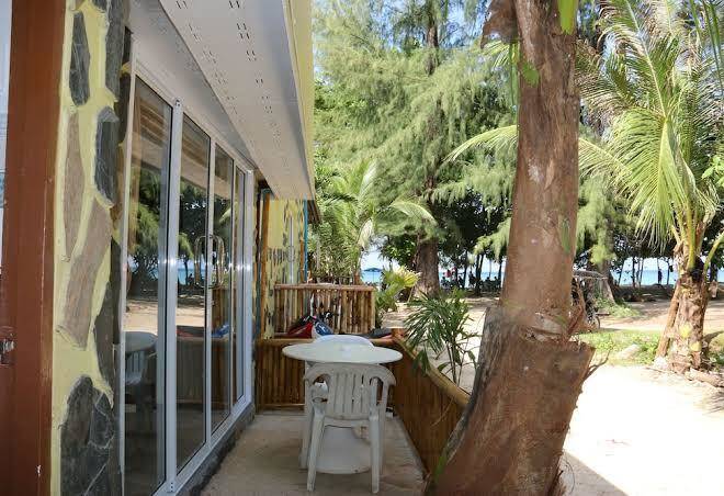 Ruan mai naiyang beach resort