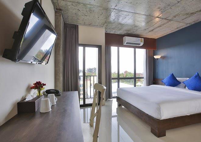 The sixteenth naiyang beach hotel