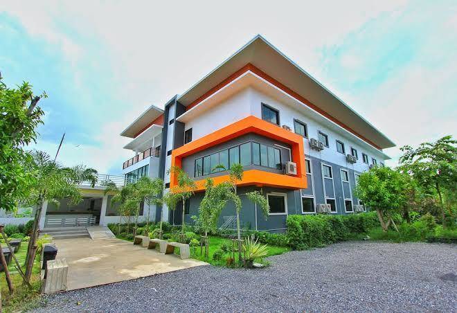 Ban suan dokmai hotel & restaurant