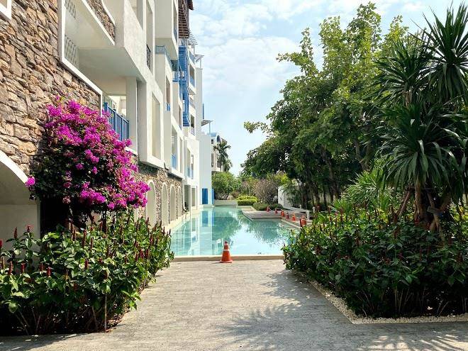 Chelona condominium