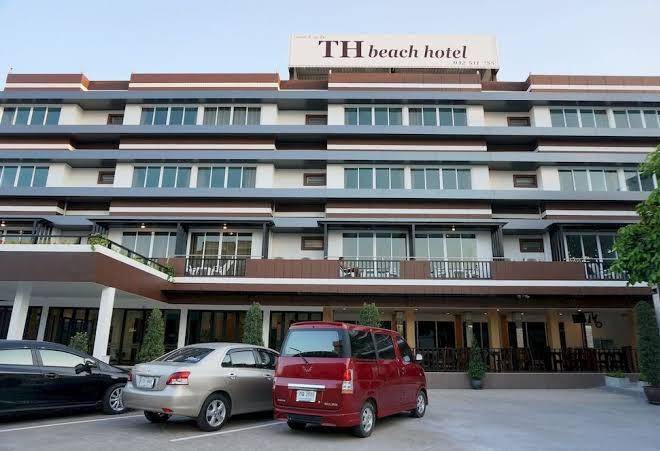 Th beach hotel