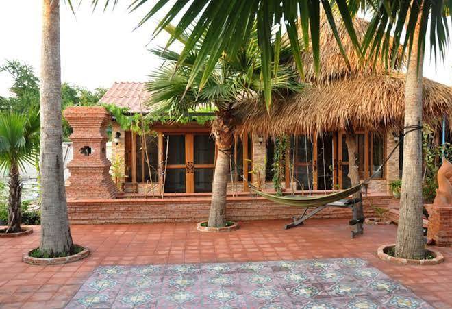 Palm sweet hotel