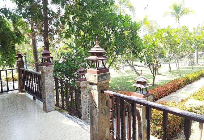 Prachuap garden view resort